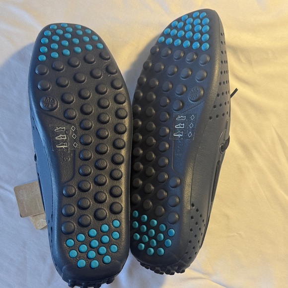 People Slide on Shoes, Size M6/ W8 - Picture 3 of 4